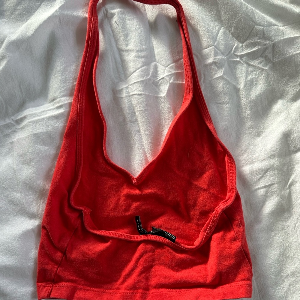 ASOS Design crop cherry red halter top US 2 - Picture 4 of 4